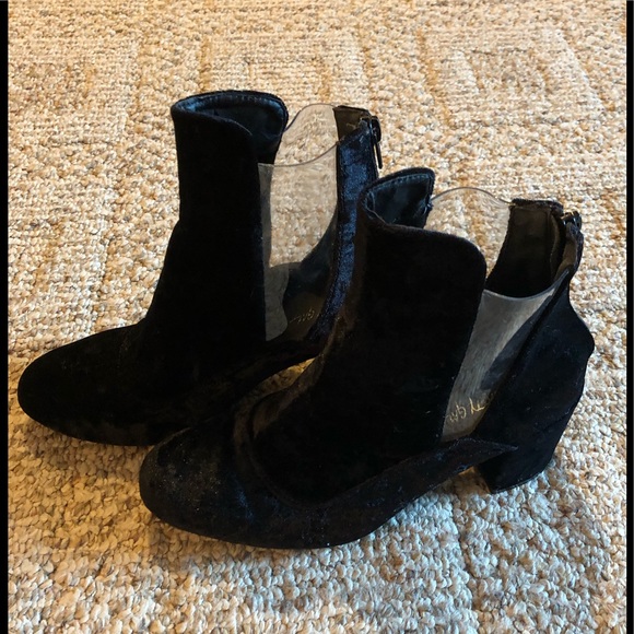 Adorable booties by Nasty Gal size 6 - Picture 3 of 4
